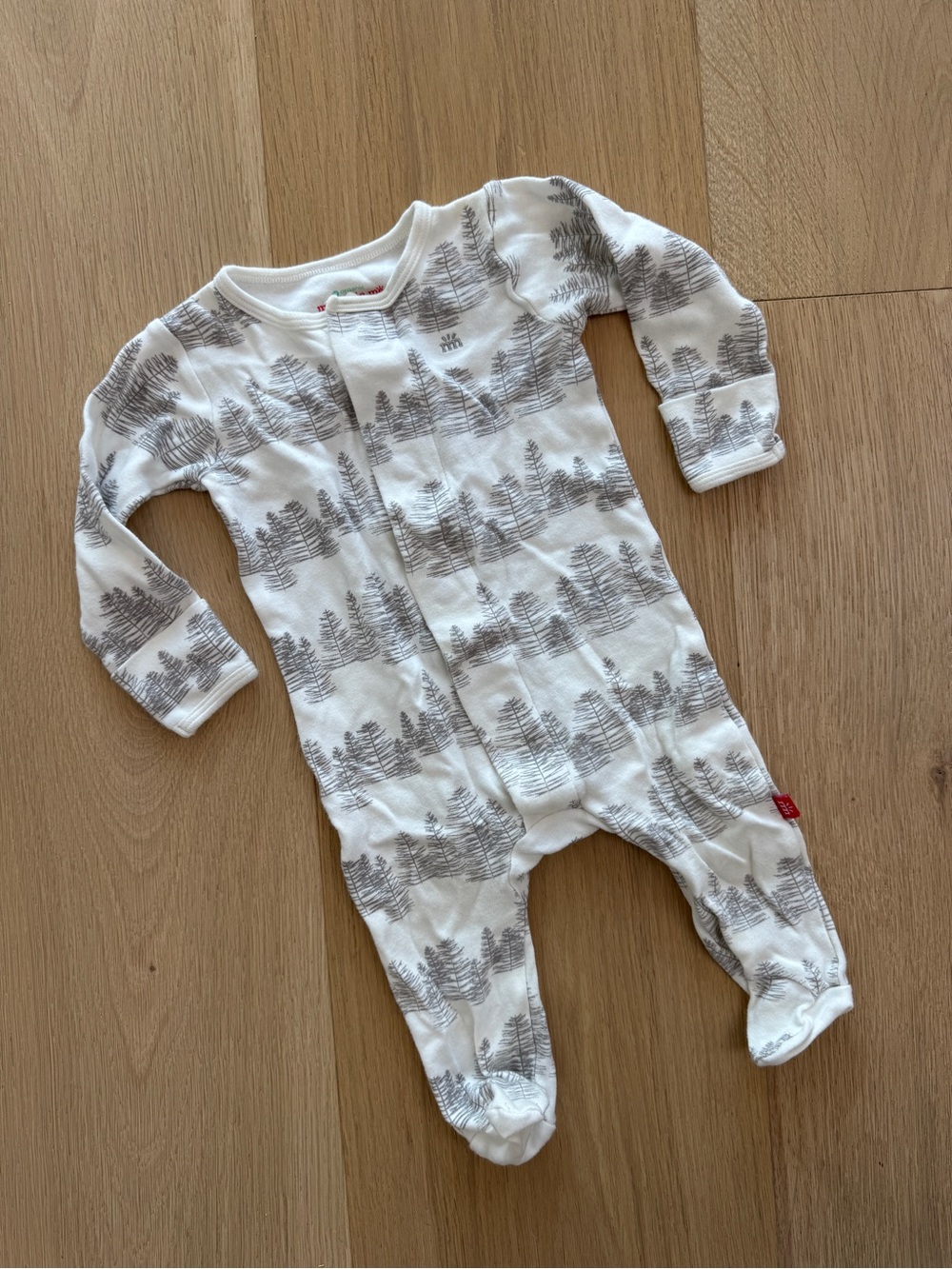 Magnetic Me Organic Cotton Gray White Tree Footie Pajamas 3-6m